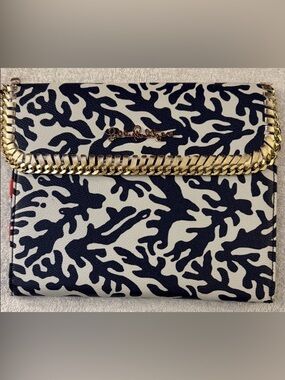 Lilly Pulitzer Chain Link Mail Treasure iPad Tablet Envelope Case Coastal Blue